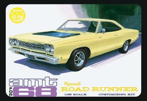 AMT 1/25 1968 Plymouth Road Runner (Yellow)